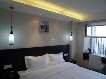 Chongqing Royal Coast Hotel Екстериор снимка
